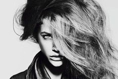 И в вашем маленьком мирке, сквозь суету, в быту заботы, не зная правды обо мне, свои слова засуньте в жопу.