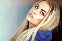 Я достаточно скромная и воспитанная девушка... Но разговаривать... иногда... приходится так... словно у меня две судимости.