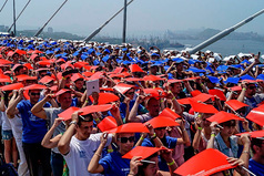 Что не говори, а в России юмор ценится больше ума. 