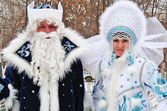 А к вам когда-нибудь в окно залезал Дед Мороз в костюме Снегурочки? 