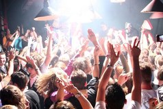 Люди которые говорят что у них много друзей, наверно не различают 