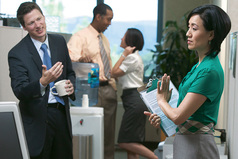 Из хороших друзей получаются отличные предатели.