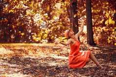 Друга долго ищут, с трудом находят и трудно его сохранить.