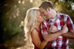 Я уважаю именно тех парней, которые имеют свое мнение, не зависят от влияния друзей и в любой момент могут закрыть им рот, защищая любимую девушку.