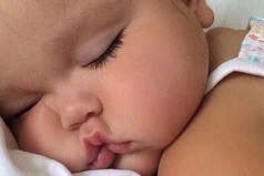 Любимое время женщины с 22:00 до 00:00. Дети уснули. И можно собрать игрушки, помыть посуду, протереть пол, короче, ни в чём себе не отказывать.