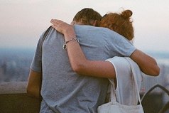 Секунды без любимого человека — часы, а вот часы с любимым человеком — секунды…