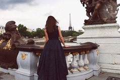 И всетаки влюбленность — это болезнь, по типу наркомании… того кто ею болен без очередной дозы ломает не по детски…