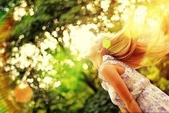 Когда болит сердце, когда не понимаешь где твои мысли, когда живешь в каком-то другом мире... Знай, в тебе живет любовь..