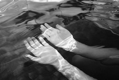 Мы столько можем выпить, сколько вам не переплыть.