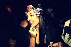 Если перед тобой закрылась дверь, значит вскоре откроется новая, если тебя оттолкнул человек, значит найдется тот, кто откроет тебе свою душу.