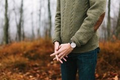 Пока мы думаем, как убить время, время убивает нас.