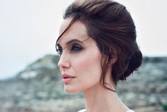 Вместо того чтобы стирать слёзы с лица, стирайте из жизни людей, которые заставили вас плакать.