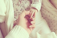 Счастье - быть мамой.