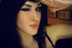 Поздравляю – Поздравляю - Поздравляю - Поздравляю с 23, с 23, с 23 февраля! Самый лучший, самый сильный, самый нежный, самый умный, самый - самый - самый - самый, самый принц ты у меня!