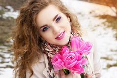 Есть женщины в русских селеньях… на 8 марта пьют как кони, потом скачут и поджигают избы.