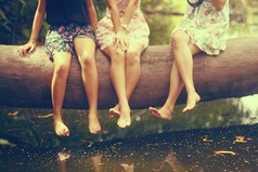 Хочешь проверить своих друзей – скажи им, что ты банкрот и весь в долгах.  Тот, кто предложит помощь – и есть твой настоящий друг.