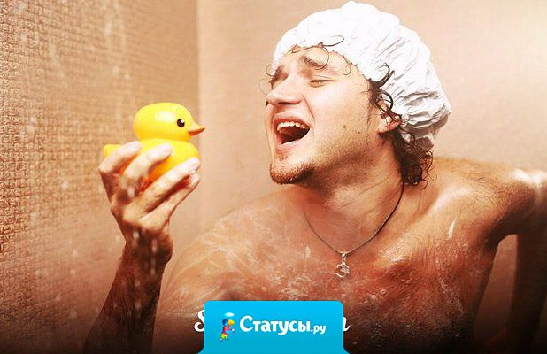 Женщина во время чистки зубов успевает … вымыть раковину, мыльницу, протереть кран и выключатель света. А мужчина … мужчина думает, что они не пачкаются.