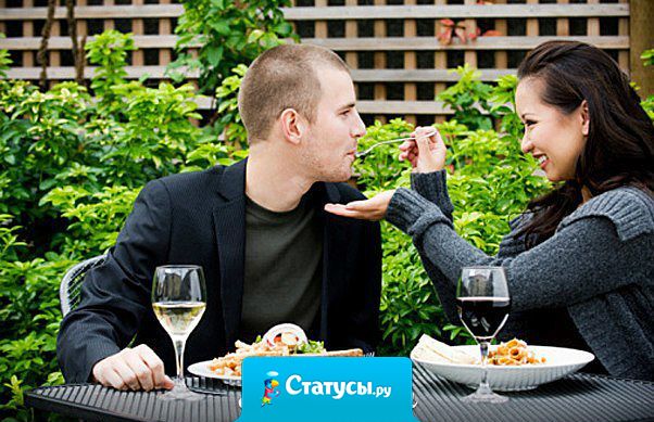 Симпатичный мужик - как породистый хомяк. Ты им гордишься, берешь домой, даешь ему лучшую еду, а потом оказывается, что гадит он в душу так же,  как и не породистый/