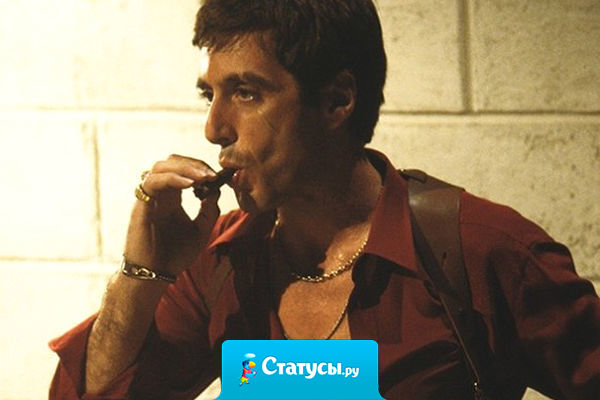 Умная женщина знает, что мужчина гуляет телом, а не душой.  Мудрая женщина знает, что туда, где часто бывает тело, переселяется и душа.