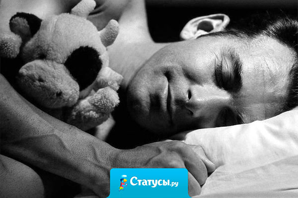 - Что общего между старым мужем и компьютером? - После нескольких минут бездействия переходит в спящий режим.