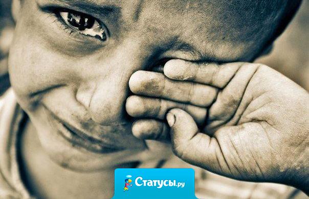 БОЛЬНО - это когда ребёнок, которому остаётся жить считанные дни, рисует жизнь, которой он не увидит... 