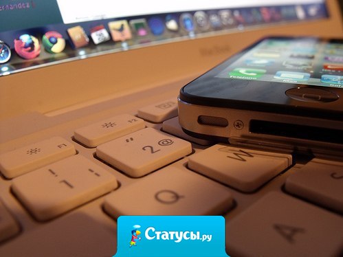 Ужасно бесит, когда игнорят сообщения. я написал, а человек прочитал и не ответил. Очень приятно, спасибо, б*ять.