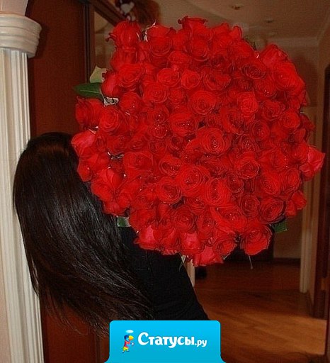 Слабый мужчина, ревнует ее к каждому Столбу, а сильный говорит: слюни подбери - она МОЯ!