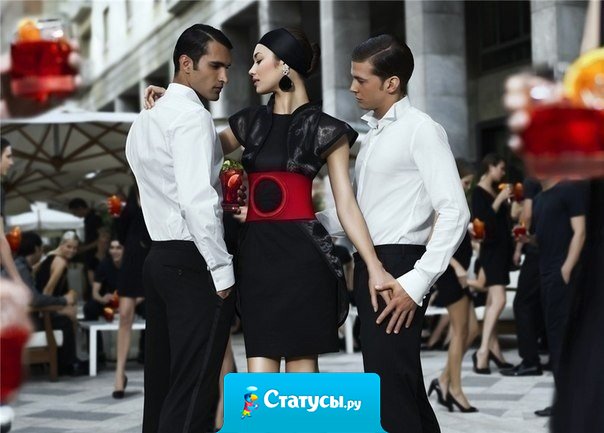 Каждая женщина при выборе мужчины должна помнить: идиотизм, алкоголизм и кобелизм - НЕ излечимы.