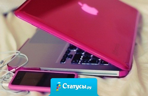 У всех есть песня, которую когда слышишь, вспоминаешь одного человека. А ведь мы порой слушаем ее специально, зная, что будет больно. Но все равно слушаем и не один раз.