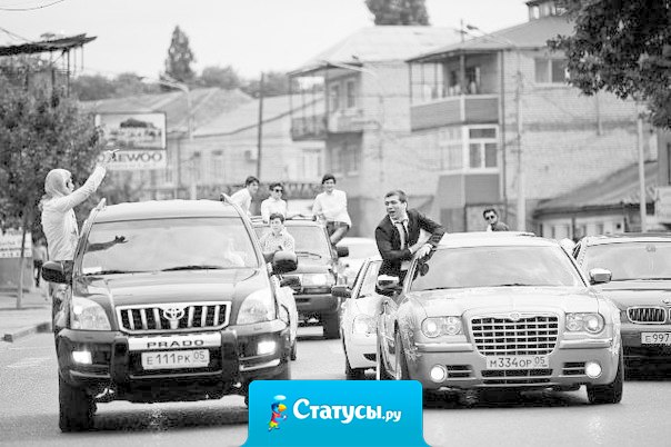 Без юмора жизнь скучна. Без любви жизнь безнадежна. Без друзей жизнь невозможна.