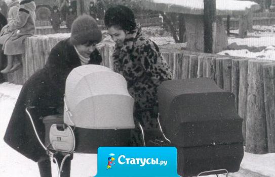 Слава нашим мамам - они нас вырастили без памперсов, мультиварки и машинки - автомат!!!