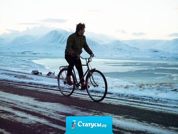 Я очень богат! Не представляю, насколько.. У меня два видящих глаза, рабочие руки и ноги, да и слышу вроде неплохо. Я вижу рассвет, закат, чувствую, живу моментом. Радуйтесь мелочам..