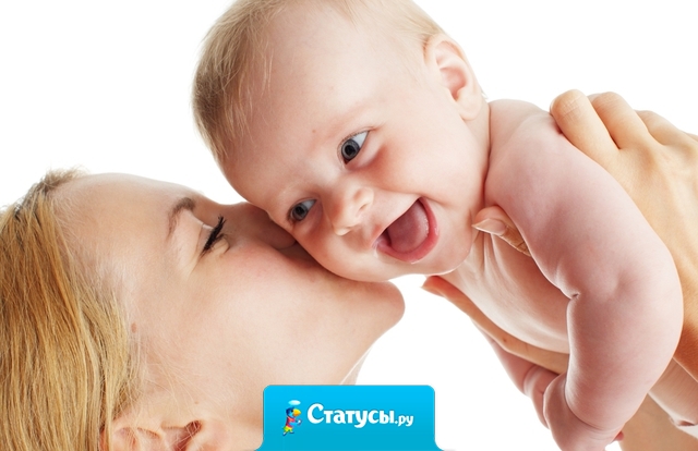 На подушке тихо-тихо счастье маленькое спит! За игрушку уцепилась, тихо носиком сопит!