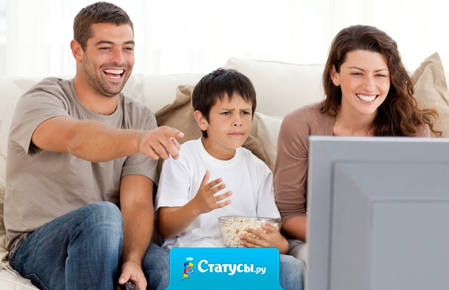 Каждый ребенок должен чувствовать руки мамы и папы, которые его обнимают. Любящие счастливые родители - вот, что нужно каждому ребенку. 