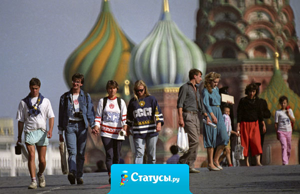 Русский язык очень краткий и лаконичный. Например, надпись 