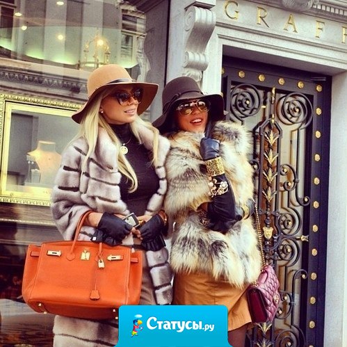 Часто задаются вопросом: чего хочет женщина? Ответ прост - все...